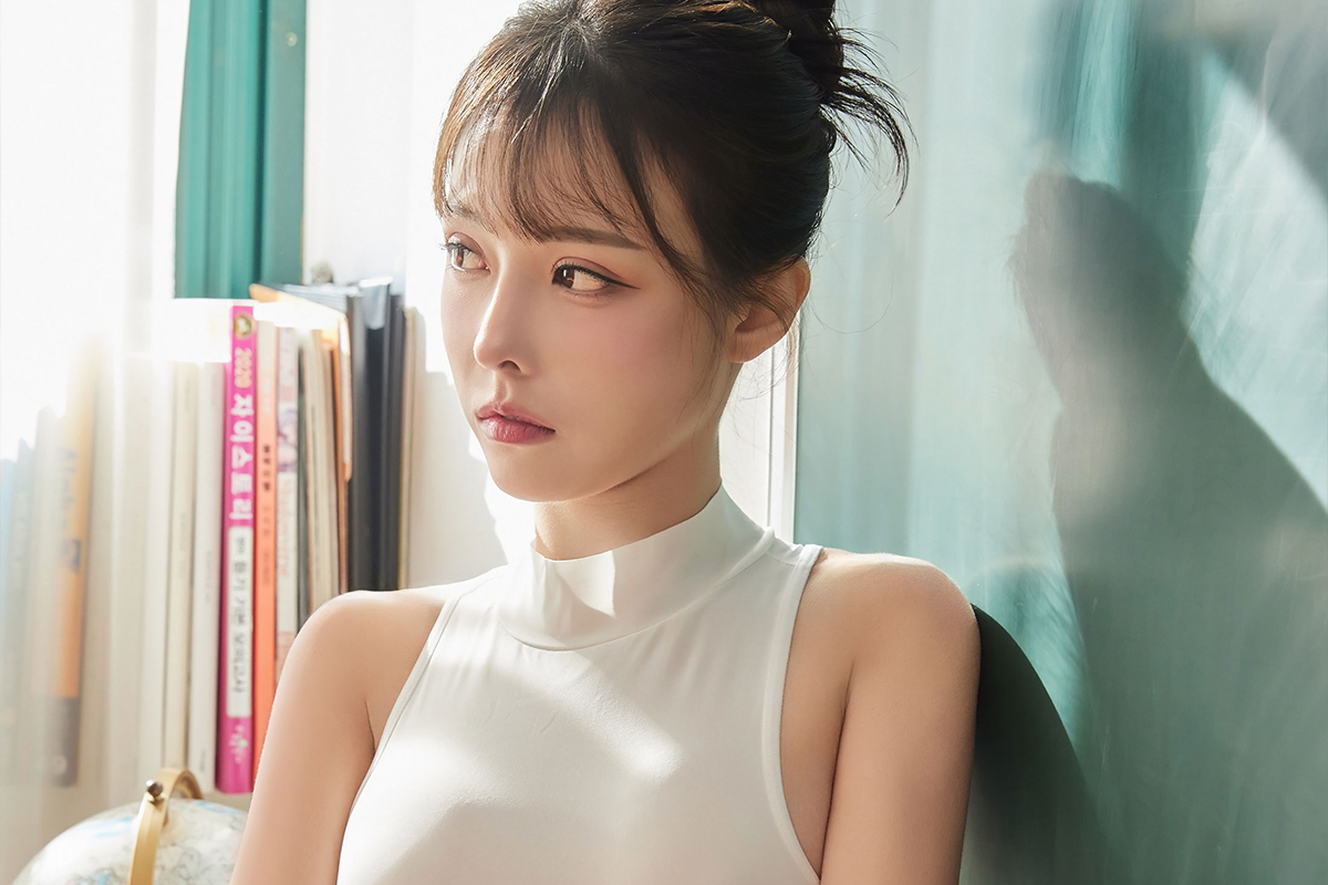 민아